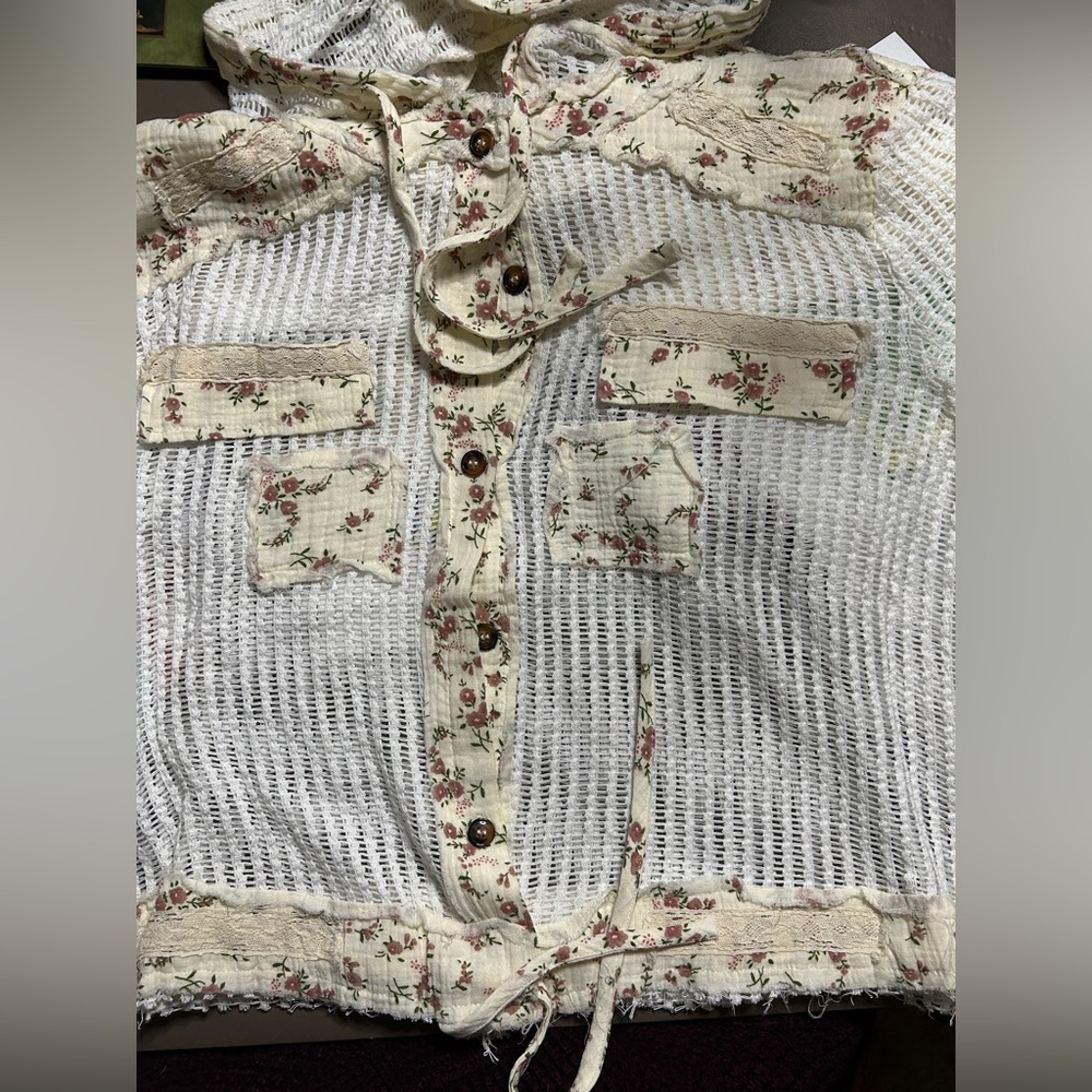 POL NWT Off White/Natural Floral Button-Up Sheer Top with Hood.Rayon/Spandex - Picture 13 of 17